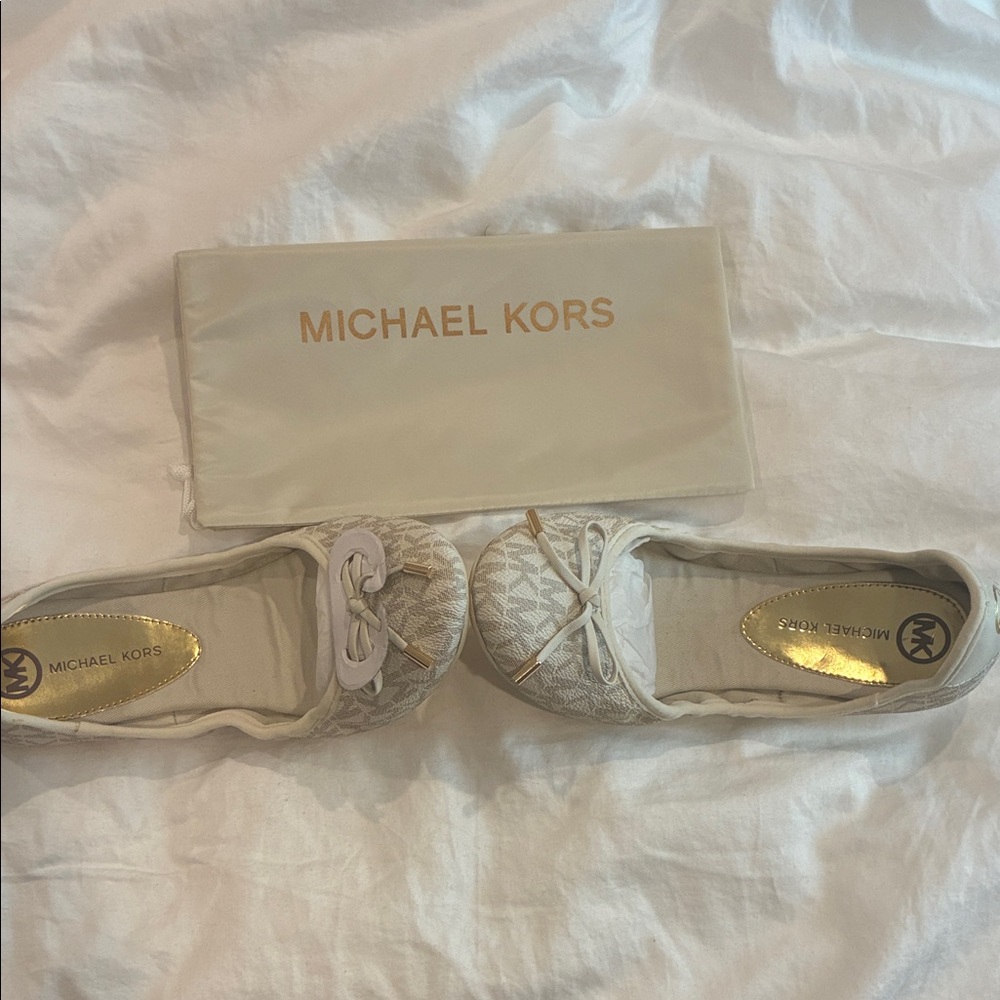 Michael Kors Ivory Logo Ballet Flats with Gold Accents - Picture 2 of 6